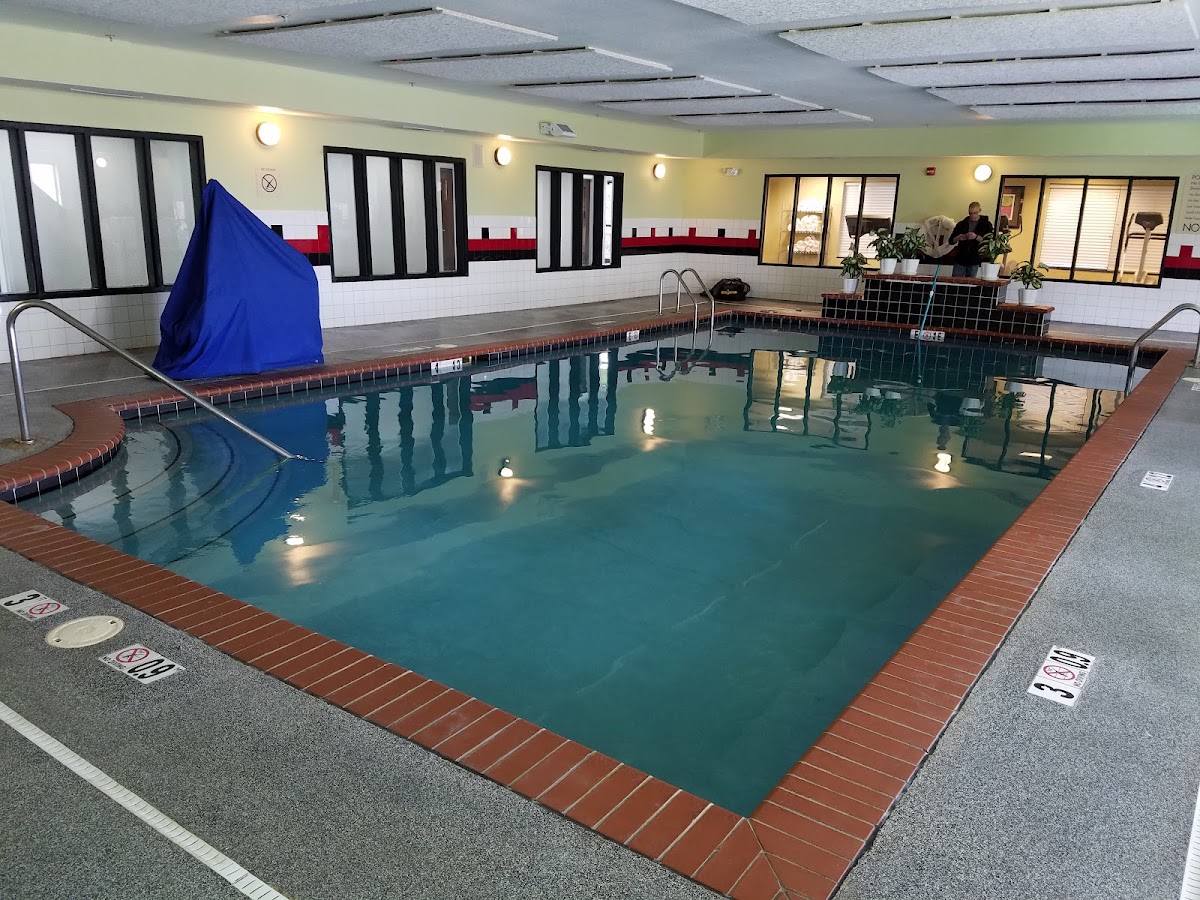 Holiday Inn Express Indianapolis - Southeast, an IHG Hotel photo 2