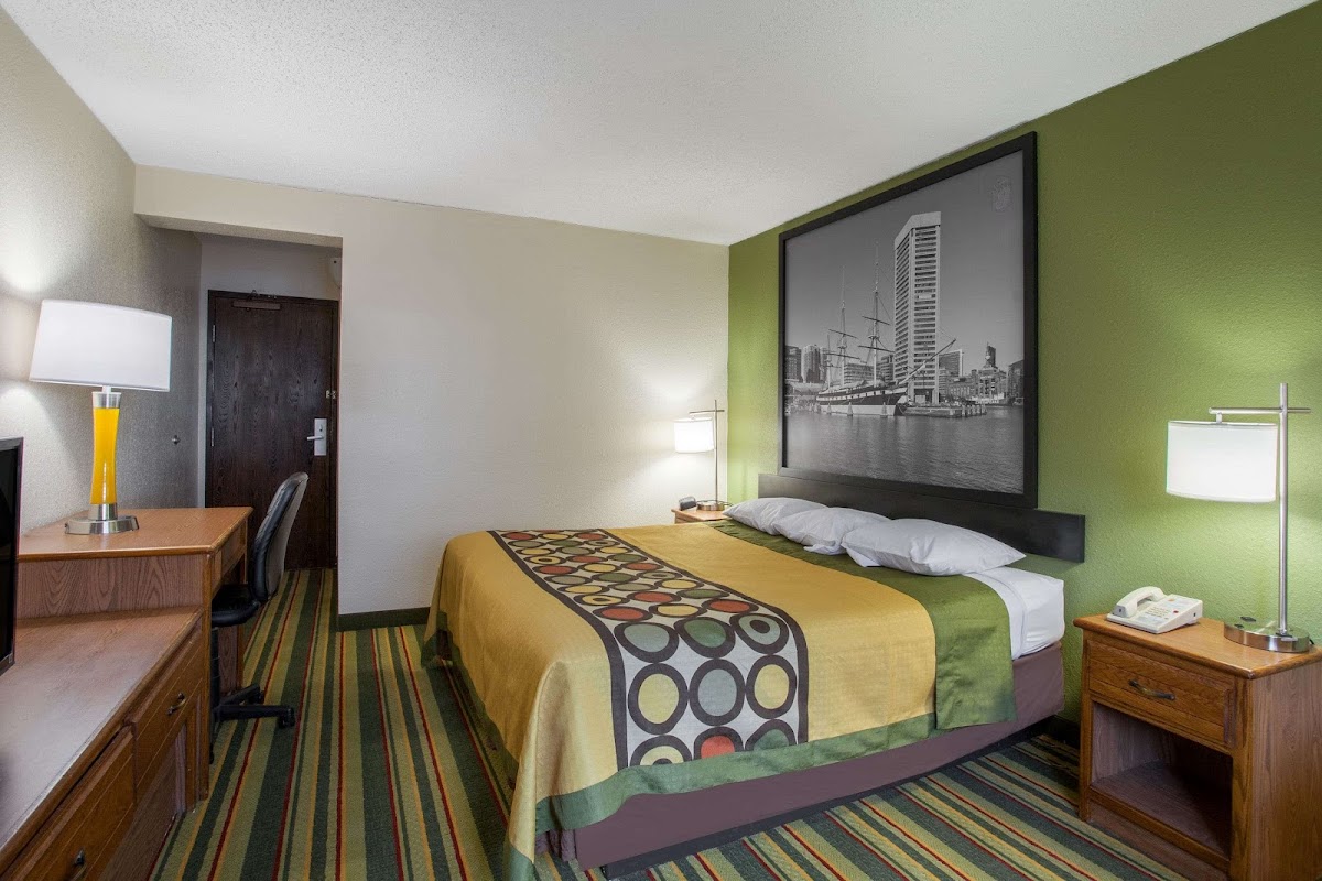 Super 8 by Wyndham College Park Wash DC Area photo 2