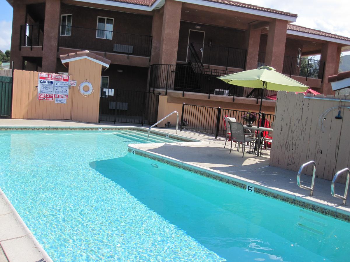Rancho California Inn