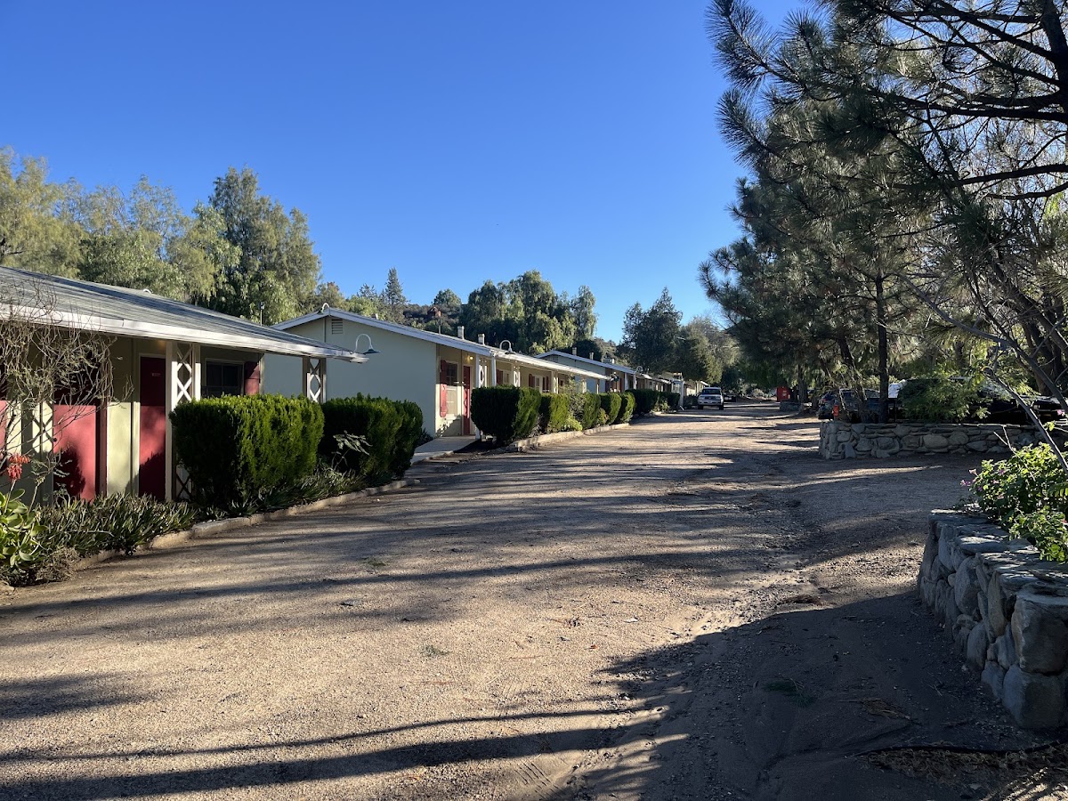 Sierra Pelona Motel