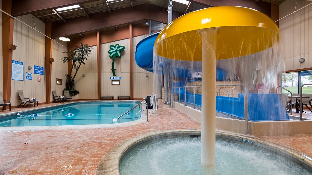Quality Inn & Suites Detroit Lakes photo 2