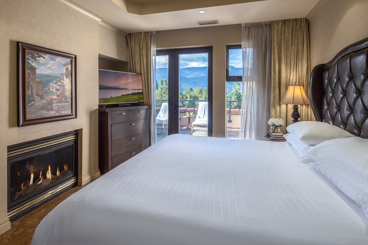 The Royal Kelowna by Bellstar Hotels photo 2