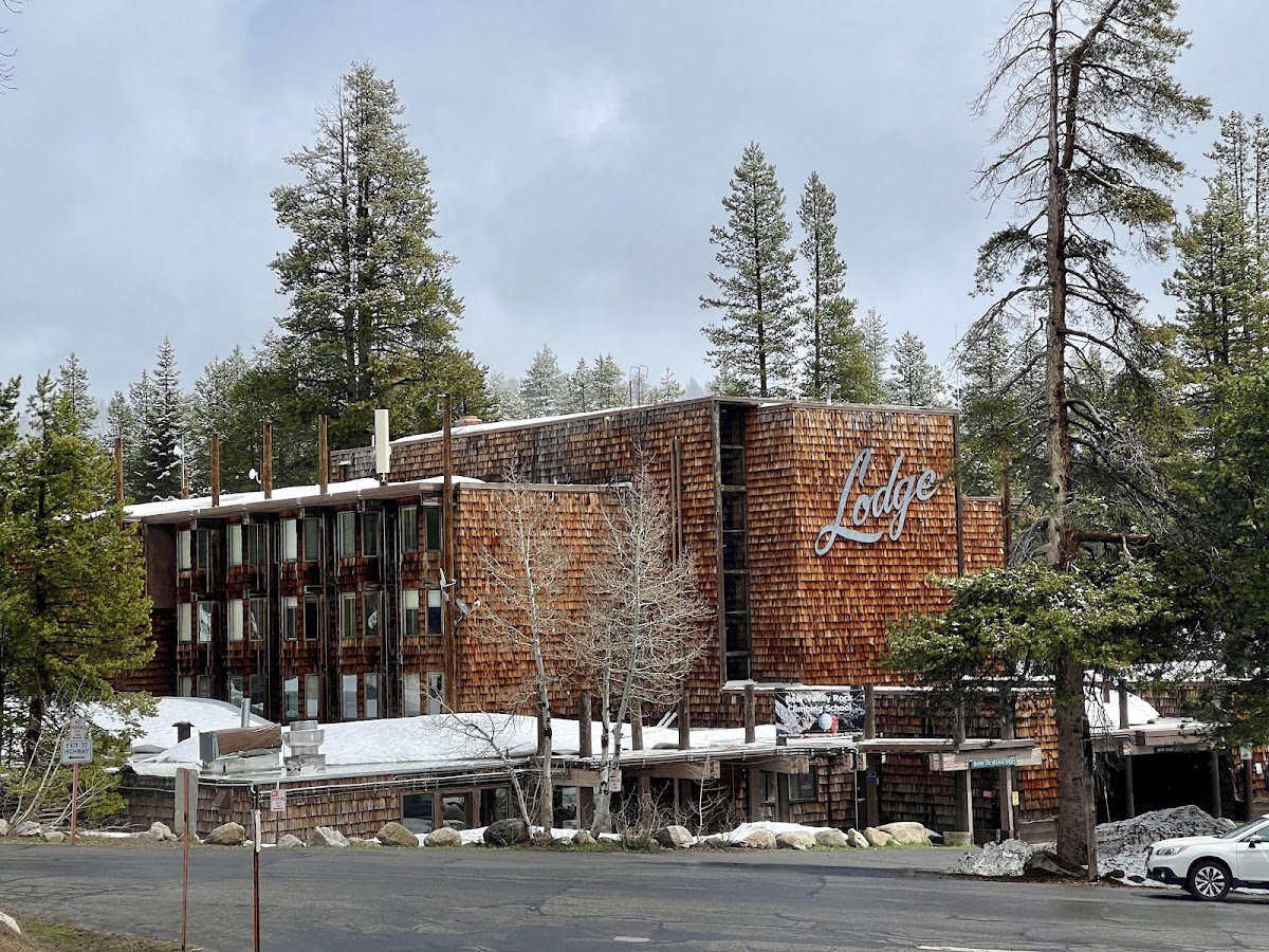 Bear Valley Lodge