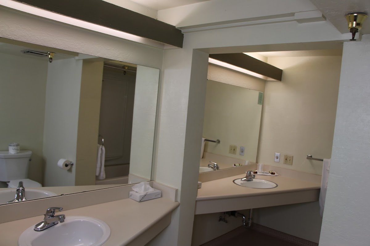 Bear Valley Lodge photo 3