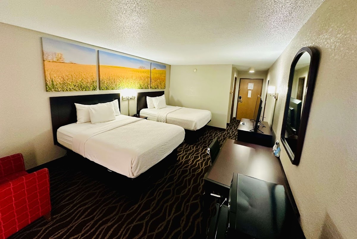 Days Inn & Suites by Wyndham Casey photo 2
