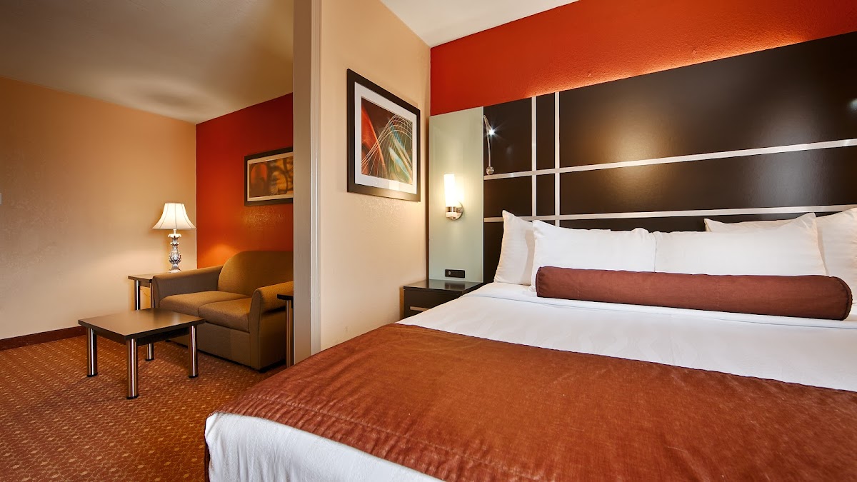 Best Western Carlton Suites photo 2
