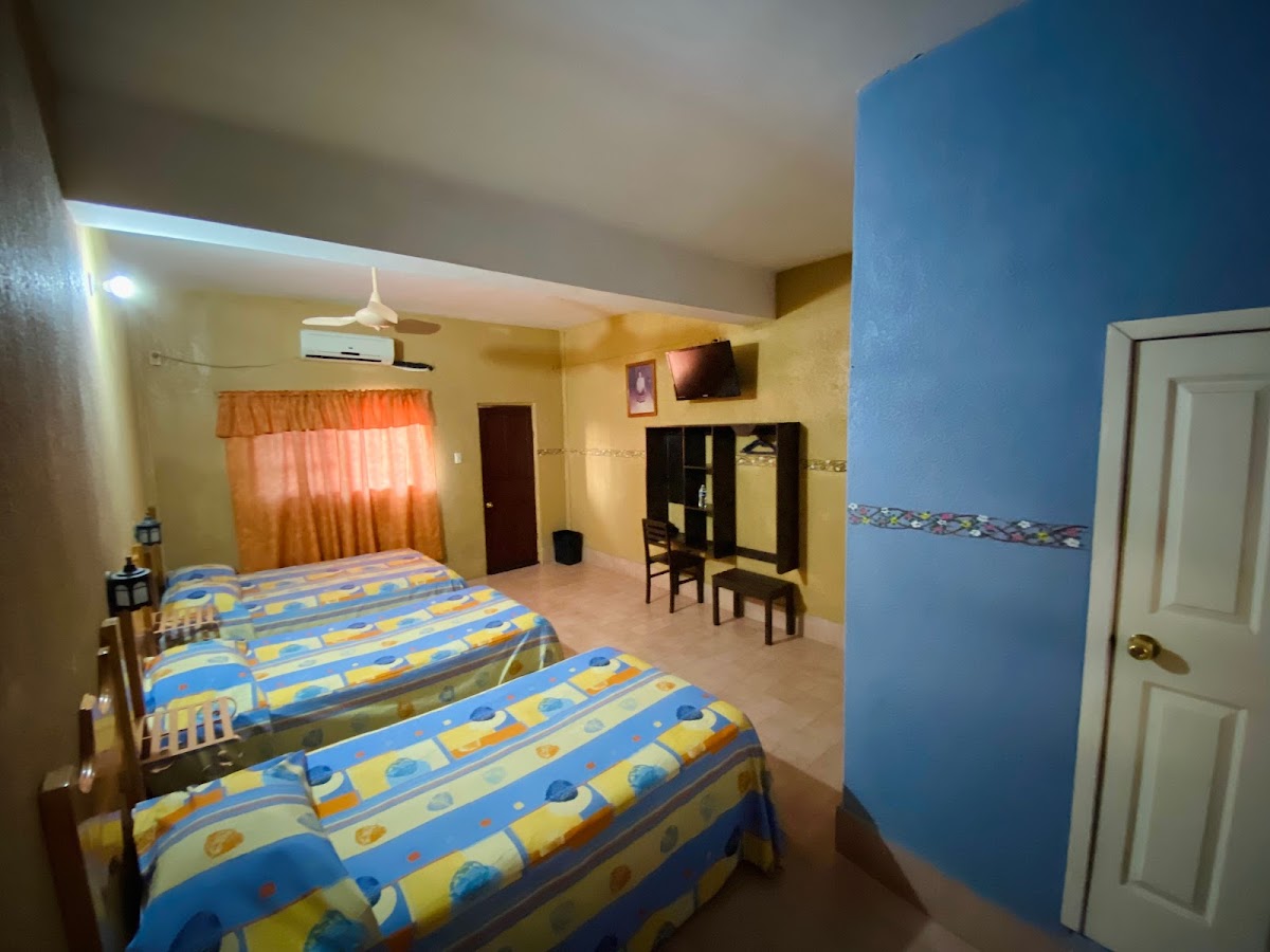Hotel Donaji photo 2