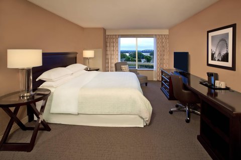 Sheraton Louisville Riverside Hotel photo 2