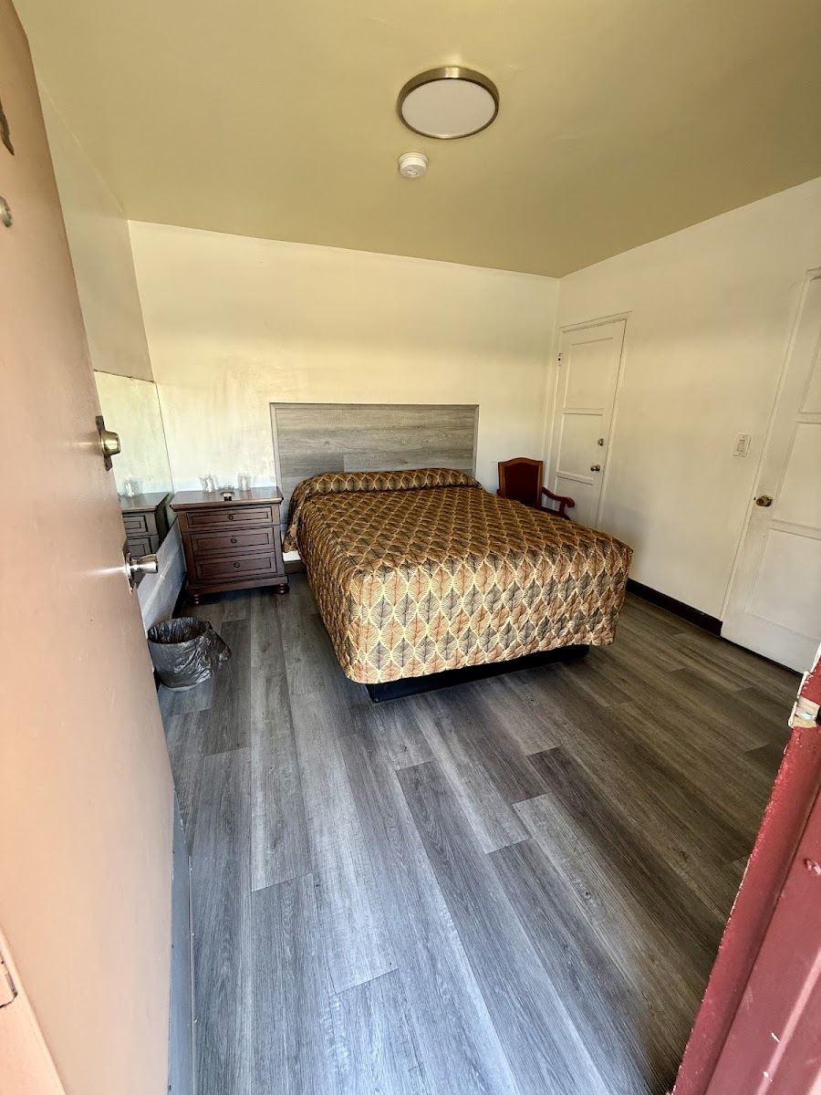 Main Motel photo 2