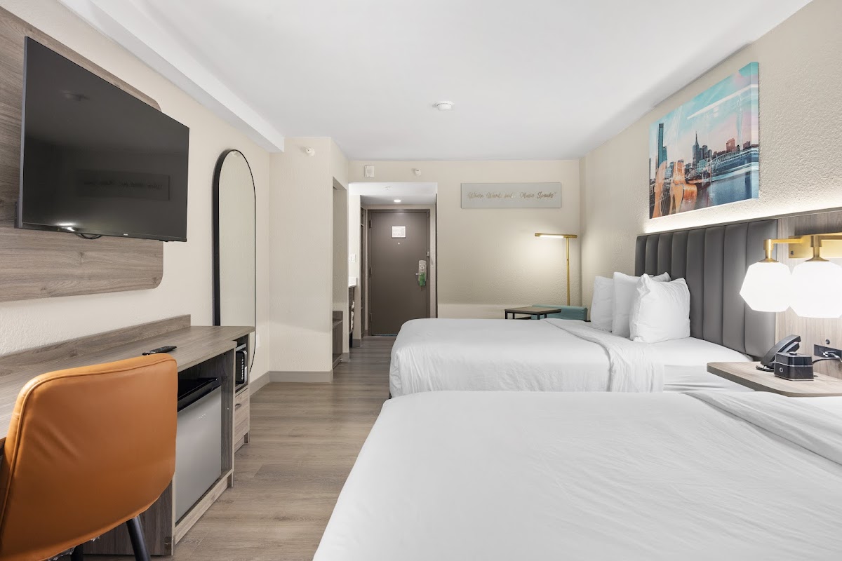 La Quinta Inn & Suites by Wyndham Nashville Airport/Opryland photo 2