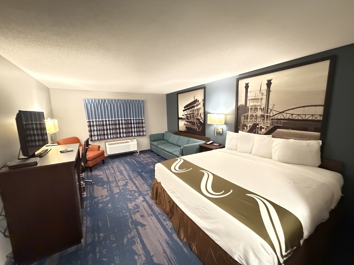 Northwood Inn Prairie du Chien, WI photo 2