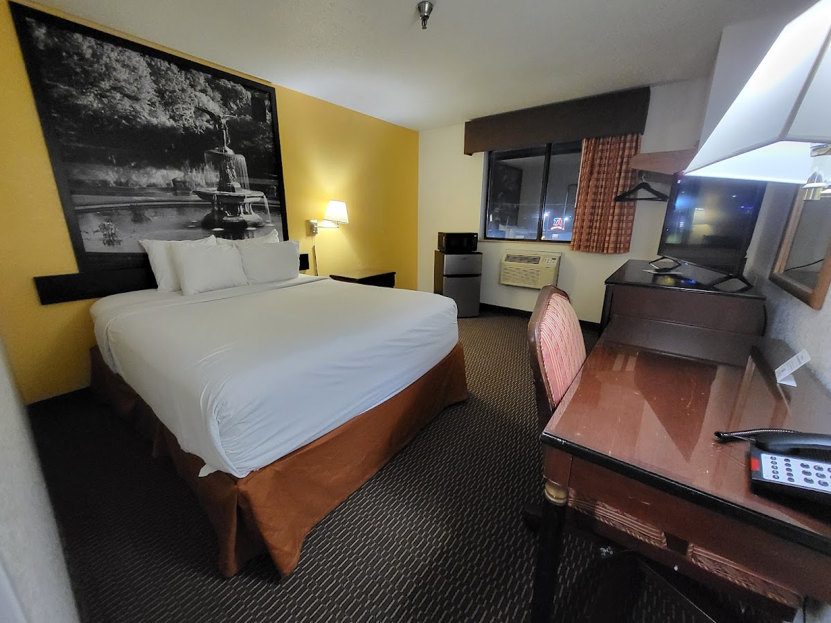 Brookville Inn photo 2