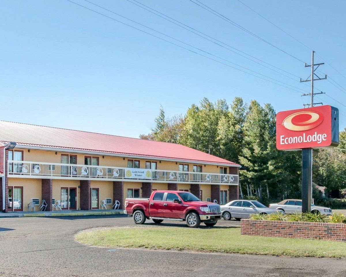 Econo Lodge Cadillac