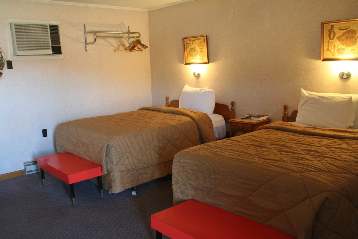 Wiltshire Motel photo 2