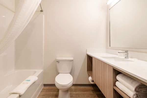 WoodSpring Suites Portland Vancouver photo 3