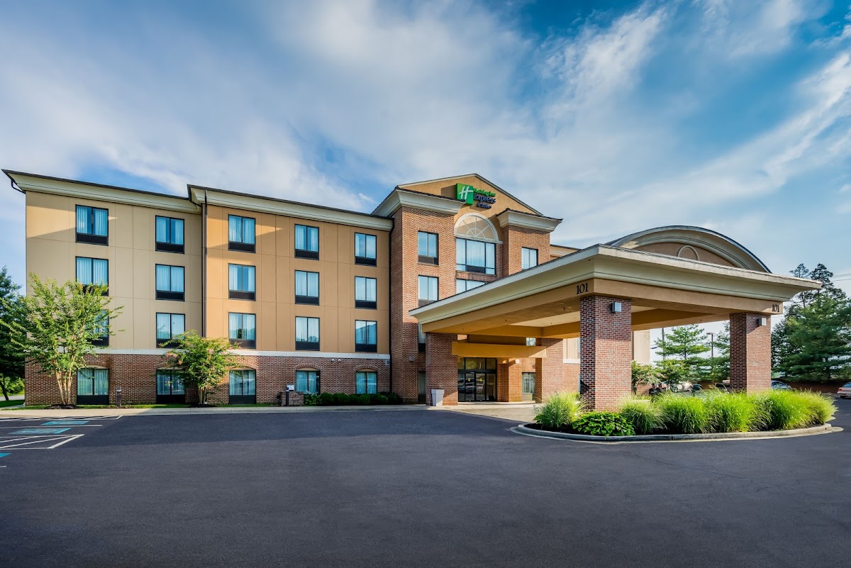 Holiday Inn Express & Suites North East by IHG