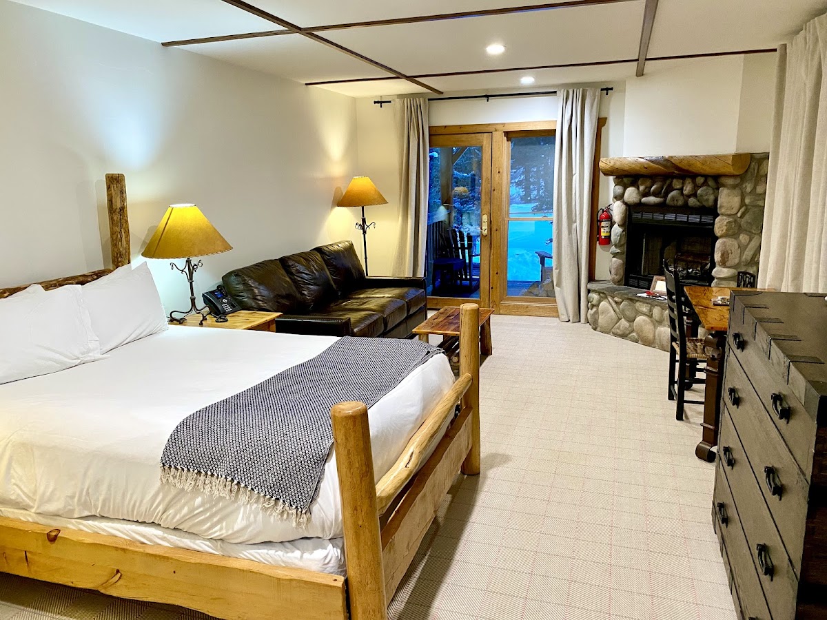 Rainbow Ranch Lodge