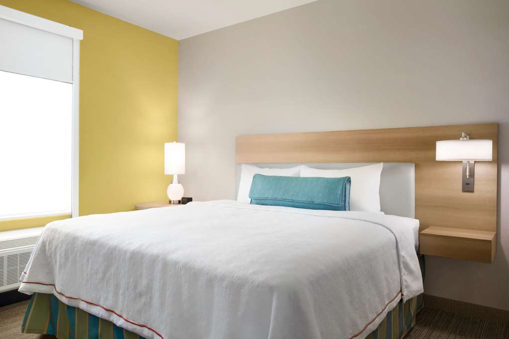 Home2 Suites by Hilton Houston Webster photo 2
