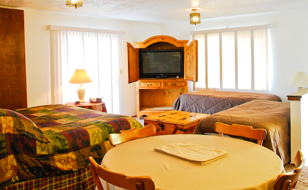Blonquist Motel photo 3