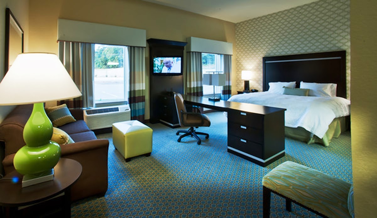 Hampton Inn & Suites Denison photo 2