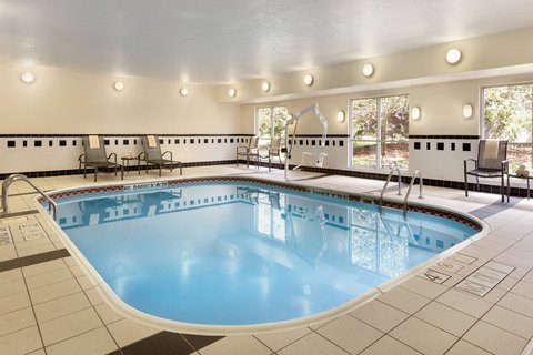 Fairfield by Marriott Inn & Suites Toledo Maumee photo 3
