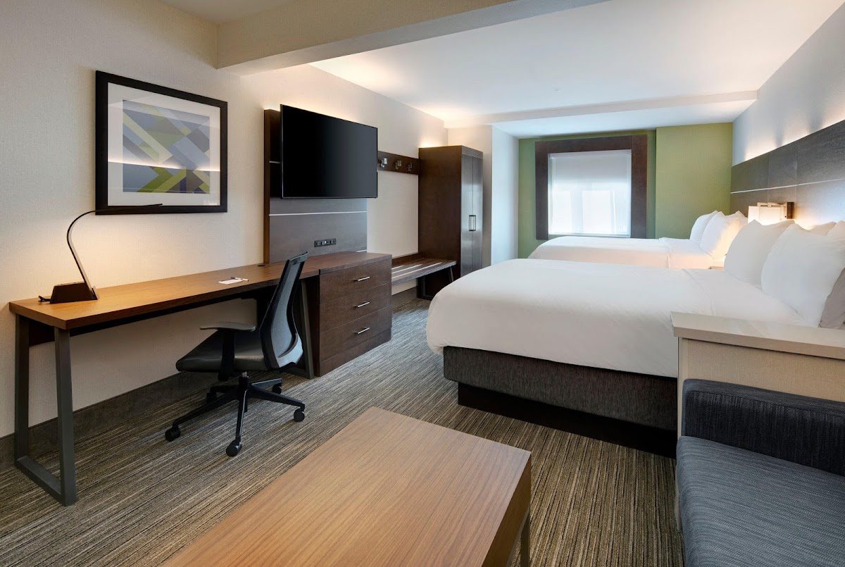 Holiday Inn Express & Suites Tilton - Lakes Region by IHG photo 2