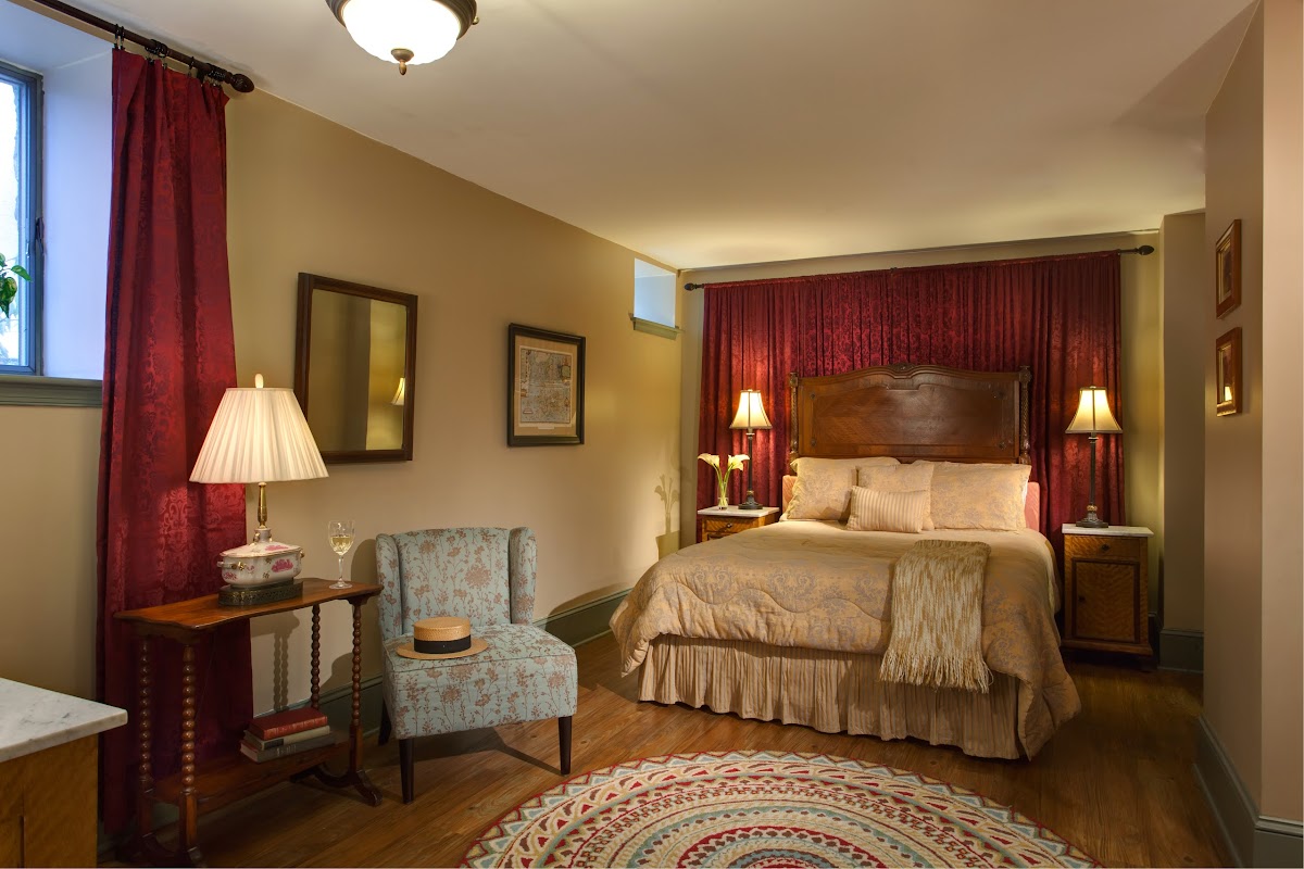 Lafayette Inn photo 2