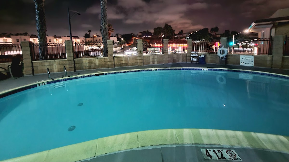 Holiday Inn Express San Diego South-National City by IHG photo 3