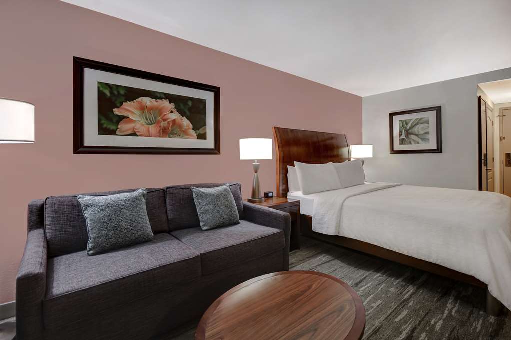Hilton Garden Inn Fort Myers photo 2