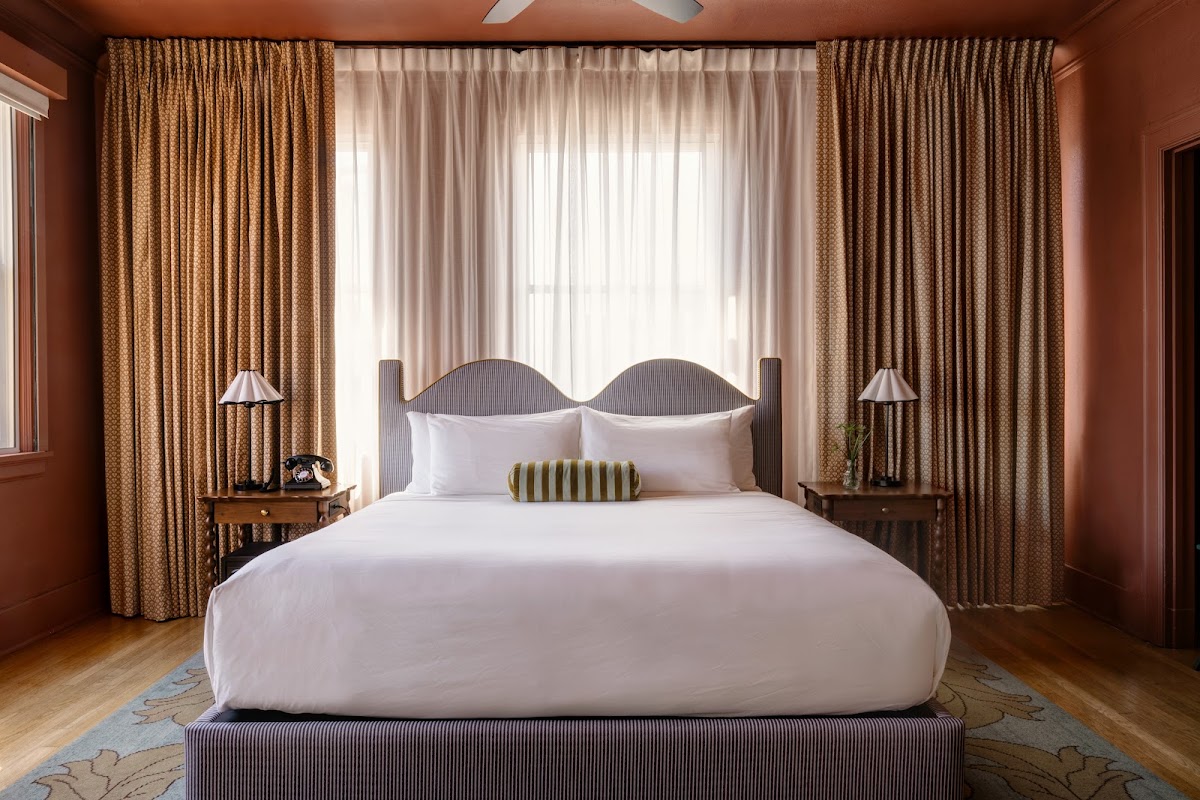 MarQueen Hotel photo 2