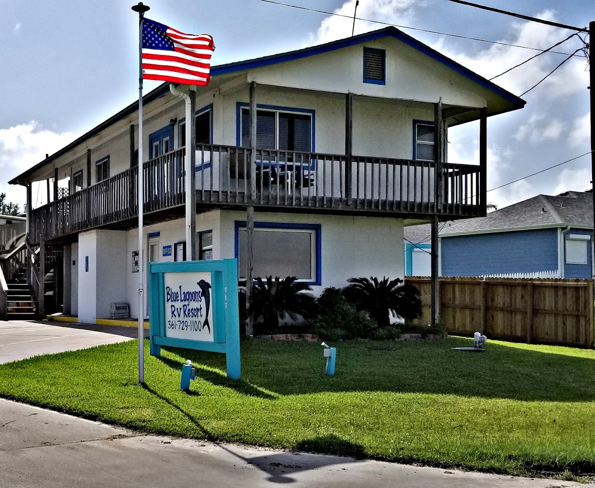 Blue Lagoons RV Resort