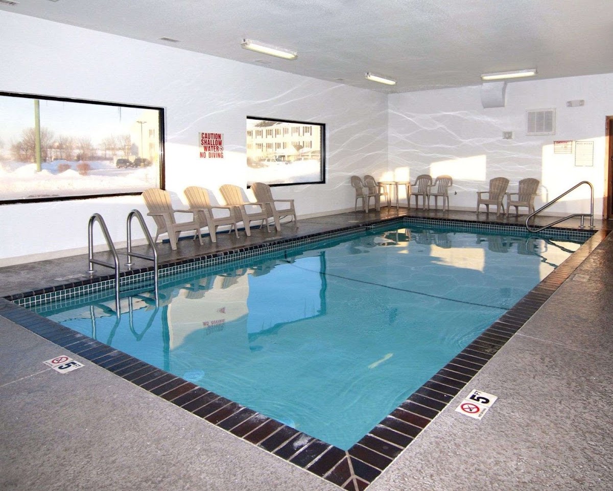Econo Lodge Ames photo 3