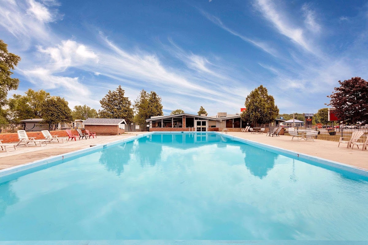 Ramada by Wyndham 1000 Islands/Gananoque photo 3