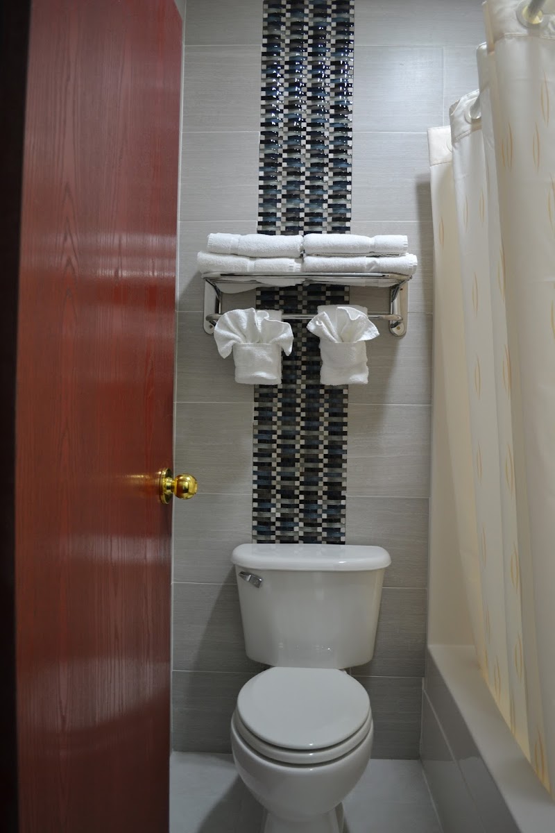 Relax Inn Motel & Suites photo 3
