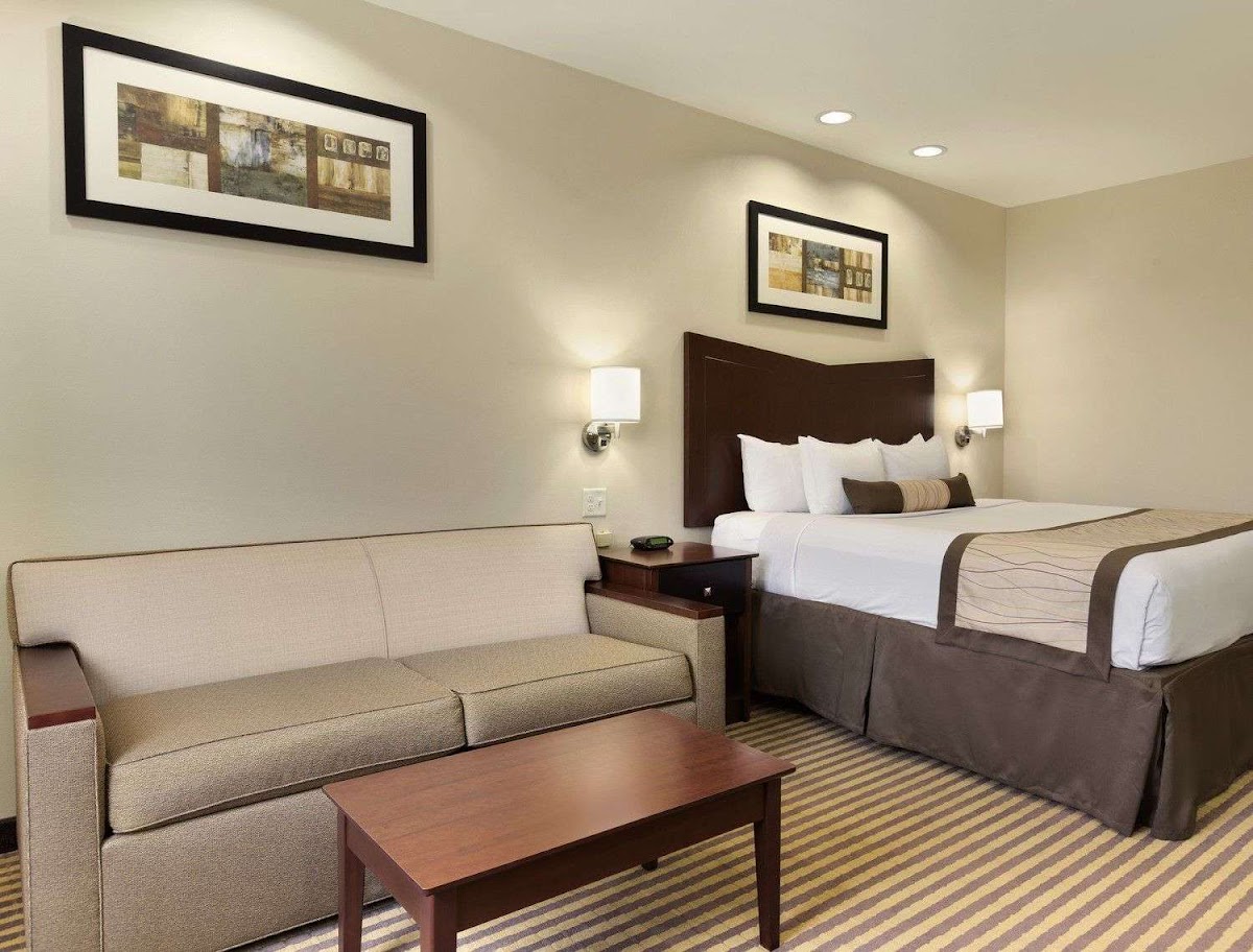 Baymont by Wyndham Victoria photo 3