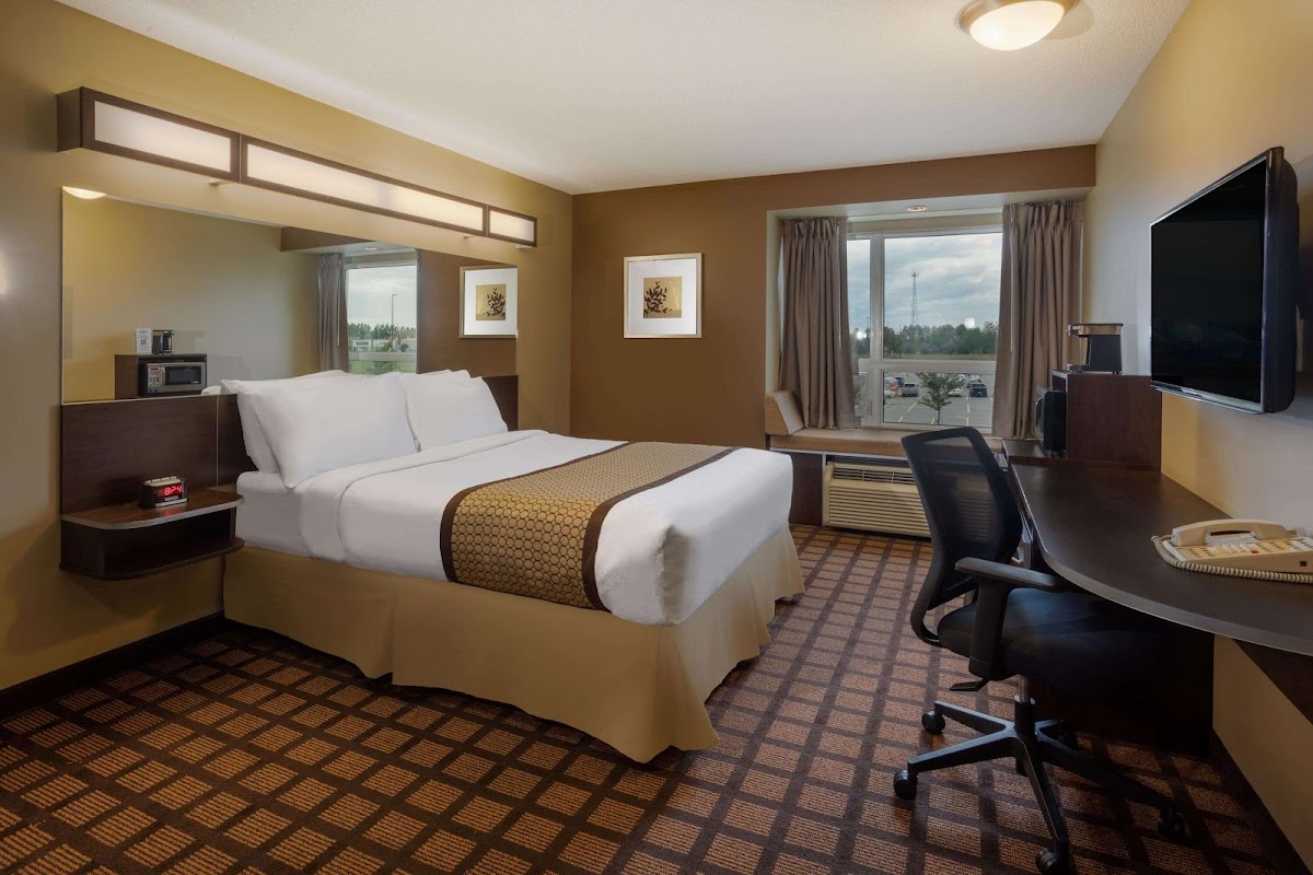 Microtel Inn & Suites by Wyndham Timmins photo 2