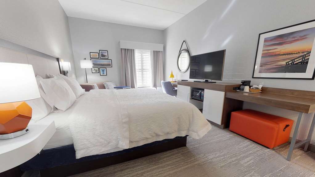 Hampton Inn St. Simons Island photo 2