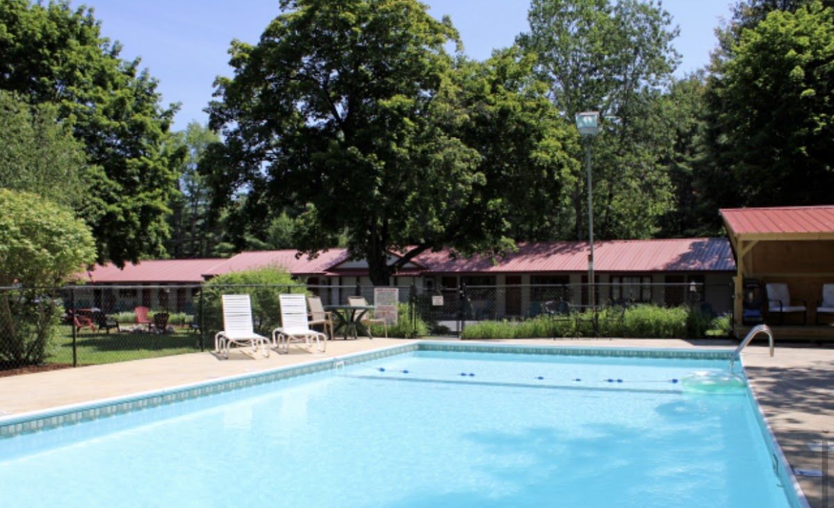 Luzerne Court Motel photo 3