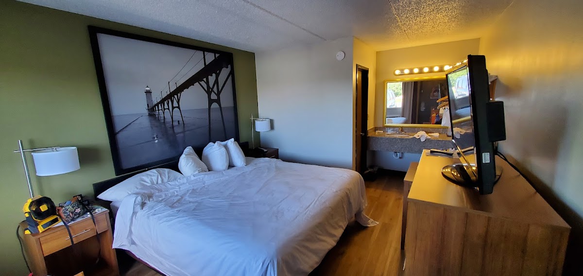 Super 8 by Wyndham Petoskey