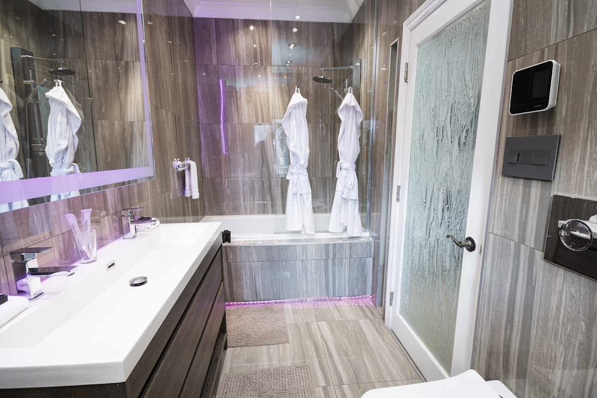 Kutuma Hotel & Suites photo 3
