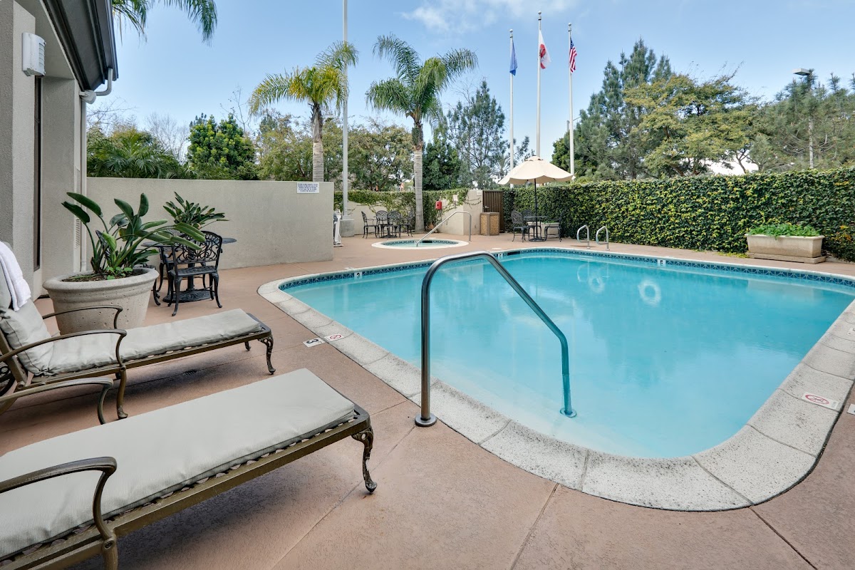 Hilton Garden Inn San Diego Del Mar photo 3