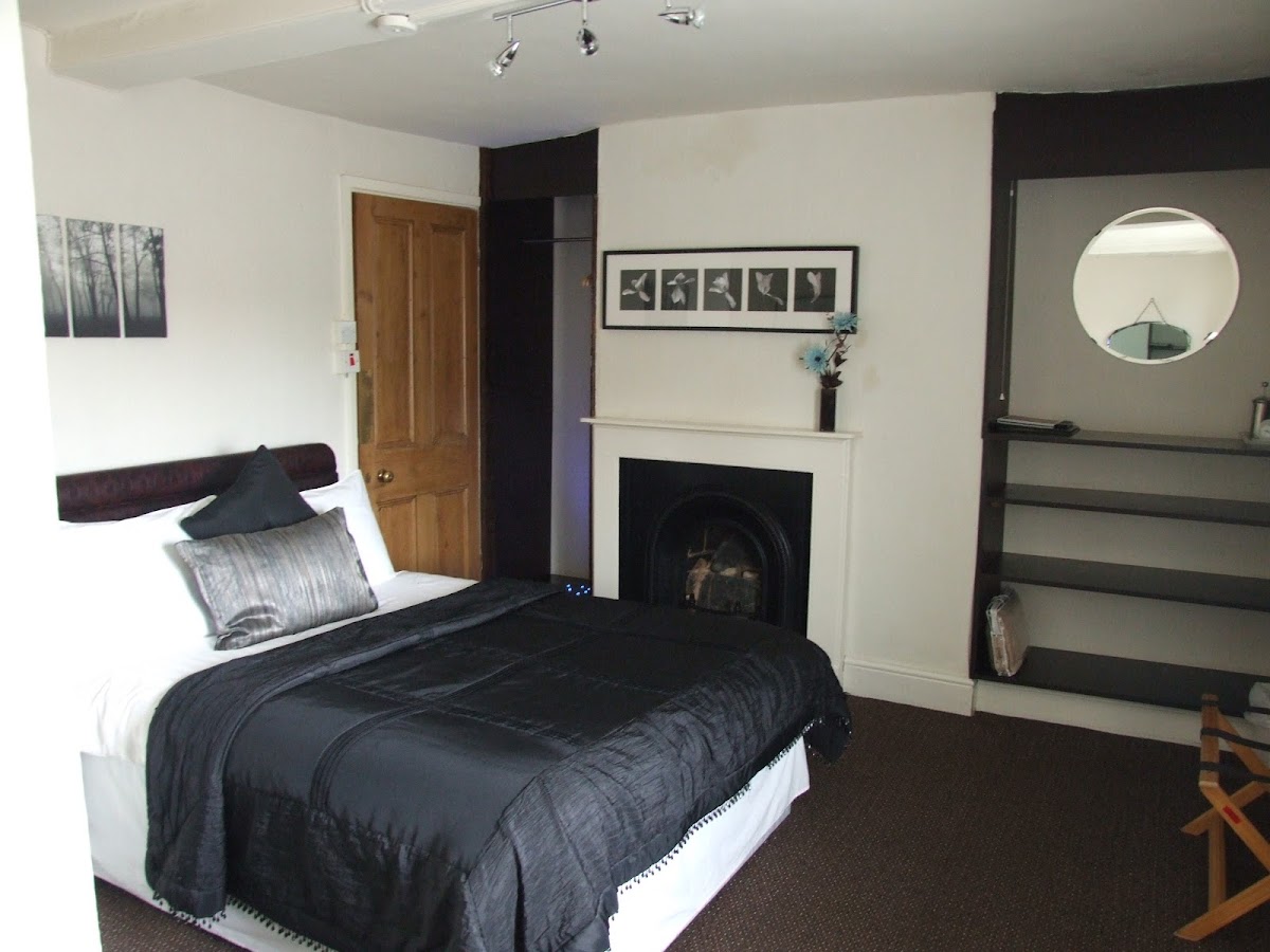 Ye Olde Dursley Hotel photo 2