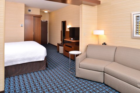 Fairfield by Marriott Inn & Suites Farmington photo 2