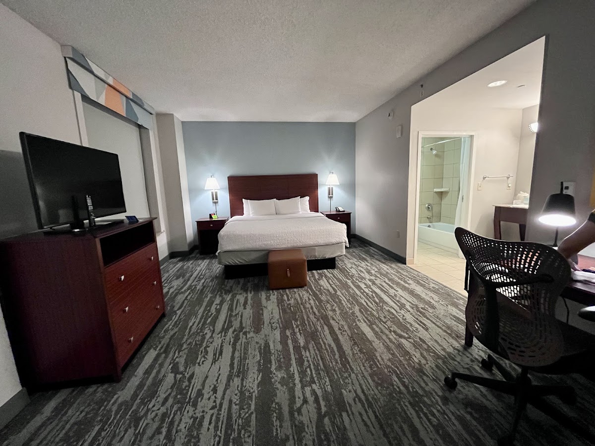 Hampton Inn & Suites Oklahoma City-Bricktown photo 2