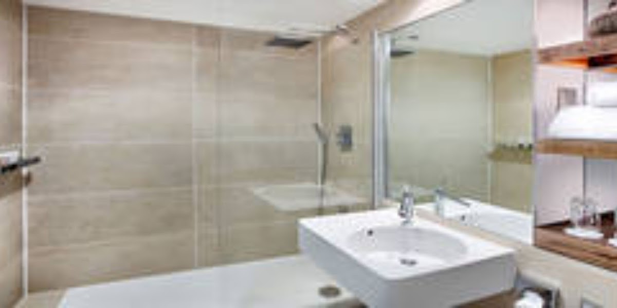 Leonardo Hotel Cardiff photo 3