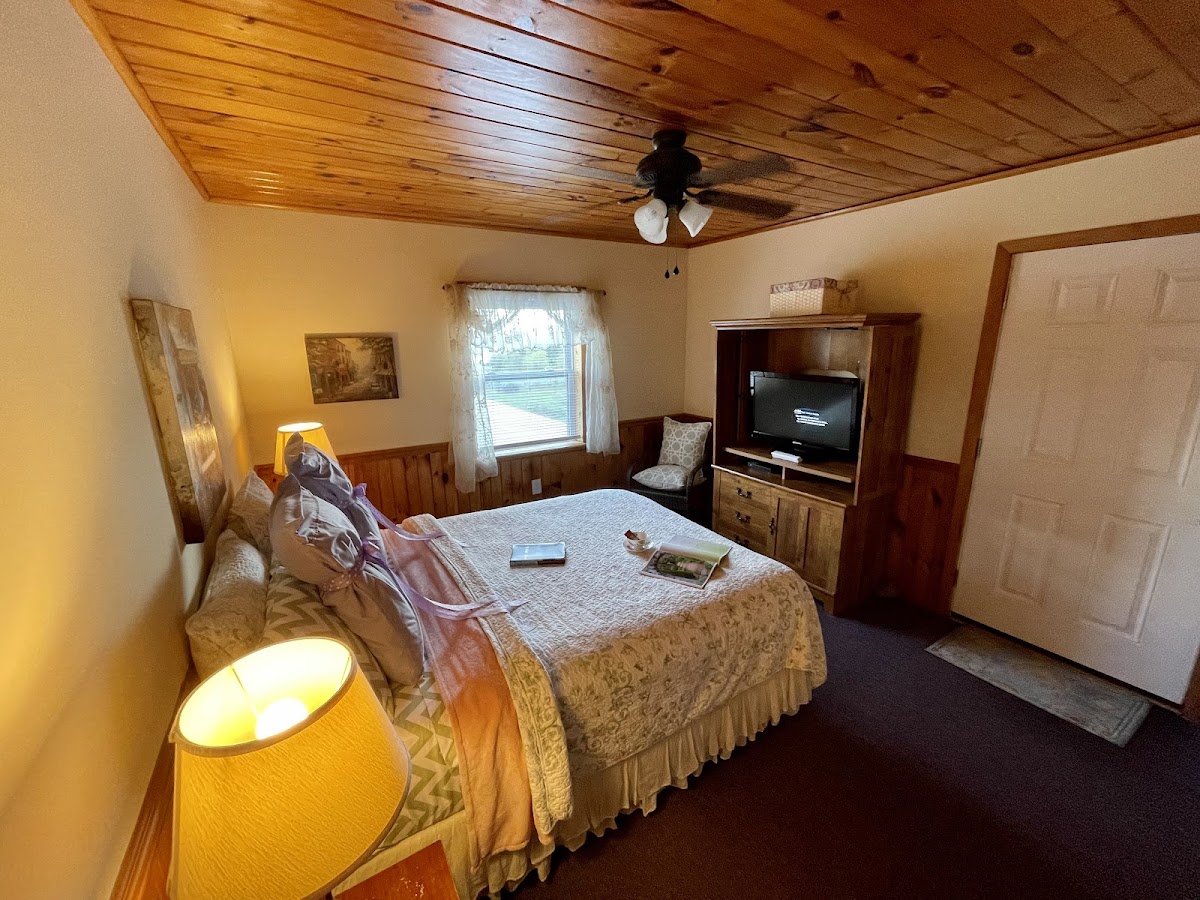 Savannah House Wine Country Inn & Cottages photo 2