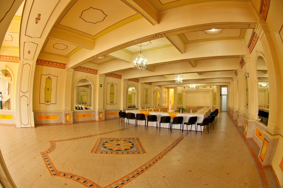 Hotel Plaza Crystal photo 2