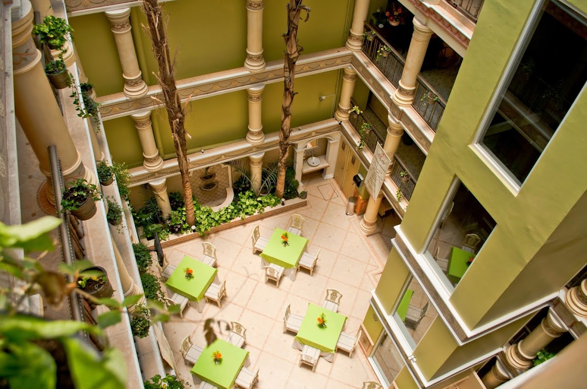 Hotel Plaza Crystal photo 3