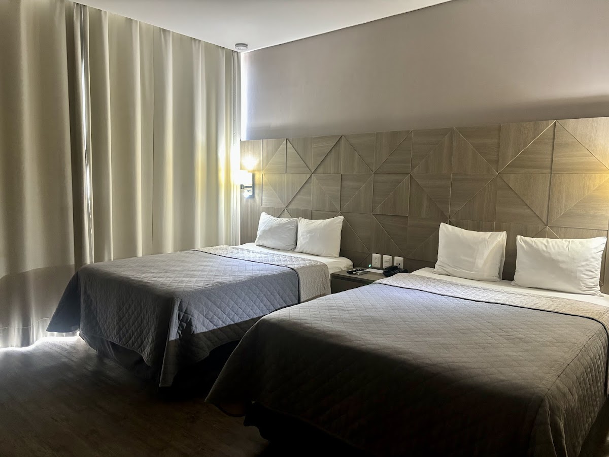 Hotel GlowPoint