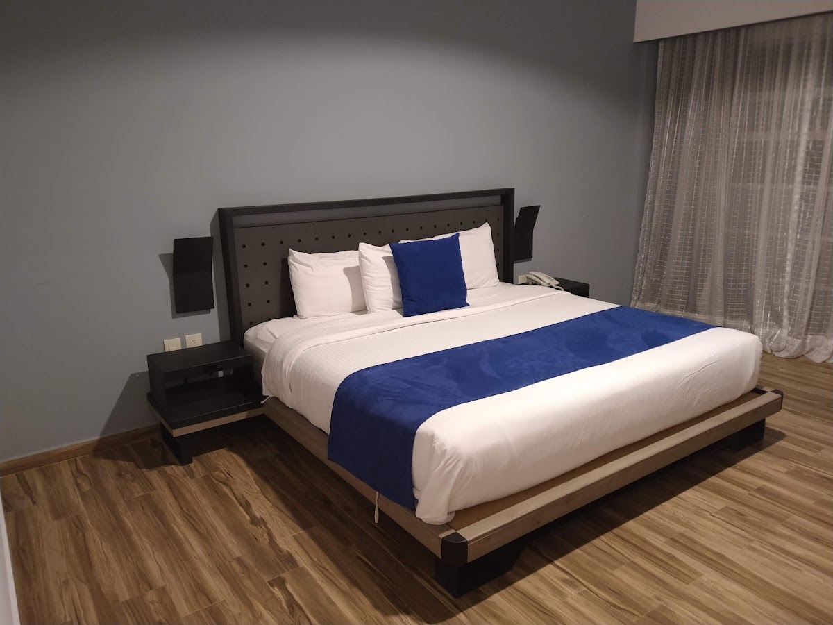 HOH Hotel photo 3